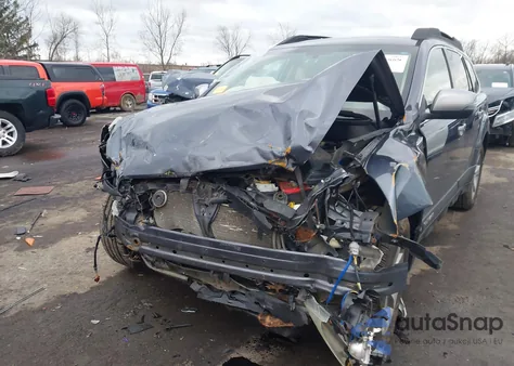 2014 Subaru Outback 3.6R Limited z USA, uszkodzony, nr VIN 4S4BRDPC0E2287482